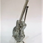 Zegarek - miniatura gitary elektrycznej typu Hollowbody - miniaturowa gitara z zegarkiem ZEBRA Music ZEG032