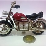 Zegarek - miniatura motocykla -H08- miniaturowy motocykl z zegarkiem