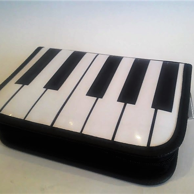 Piórnik z klawiaturą fortepianu - sztywny - P08 - Fortepian - Pianino - Made in Poland - muzyczny piórnik - Zebra Music